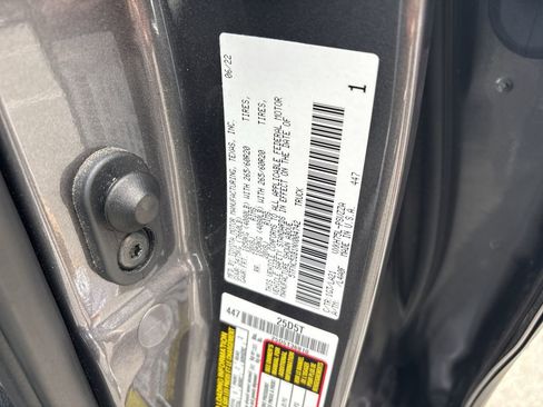 Used 2022 Toyota Tundra Platinum image 25