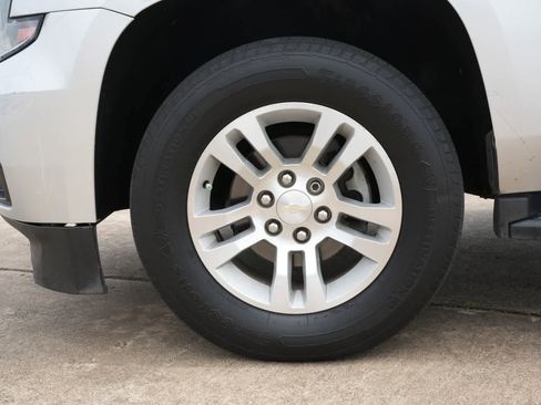 Used 2019 Chevrolet Tahoe LT AWD/4WD image 23