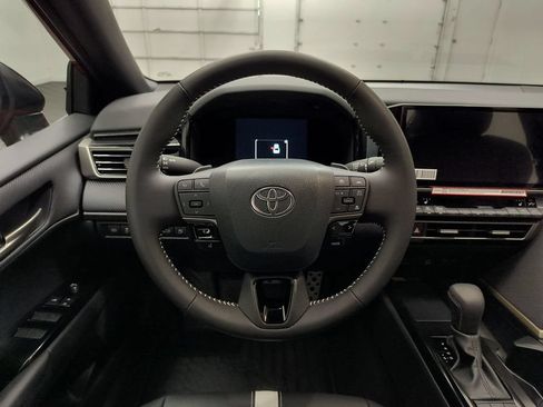 Used 2026 Toyota Camry Hybrid w/ Multimedia Upgrade Package AWD/4WD image 27