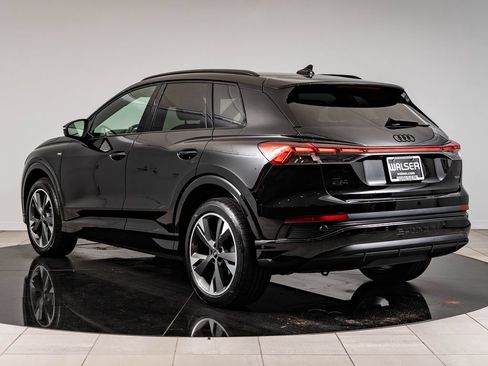 Used 2023 Audi Q4 e-tron Premium Plus w/ Premium Plus AWD/4WD image 6