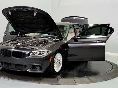 Used 2014 BMW 550i xDrive Sedan image 10