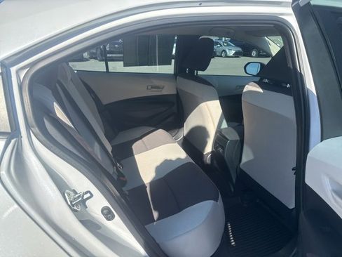 Used 2023 Toyota Corolla LE image 16