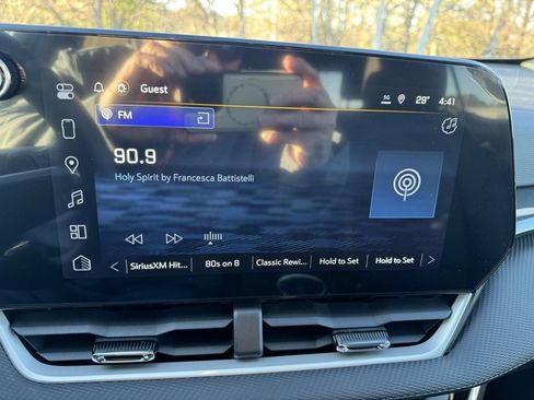 New 2026 Chevrolet Equinox LT w/ Convenience Package II image 24