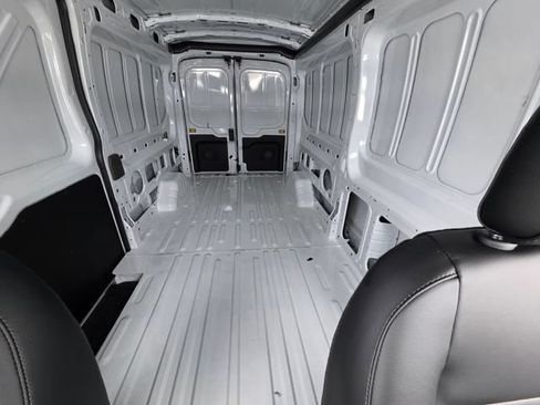 New 2026 Ford Transit 150 148 Medium Roof RWD image 36