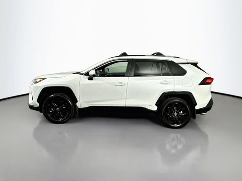 Certified 2025 Toyota RAV4 SE w/ Convenience Package AWD/4WD image 4