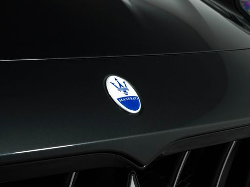 New 2025 Maserati Grecale Modena image 18