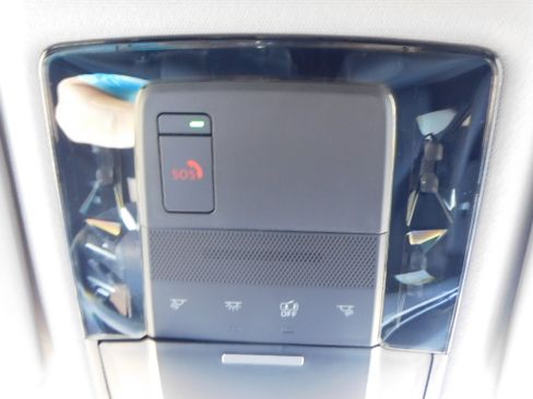 New 2025 Mitsubishi Outlander SE image 25