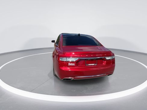 Used 2020 Lincoln Continental Reserve w/ Luxury Package FWD image 16