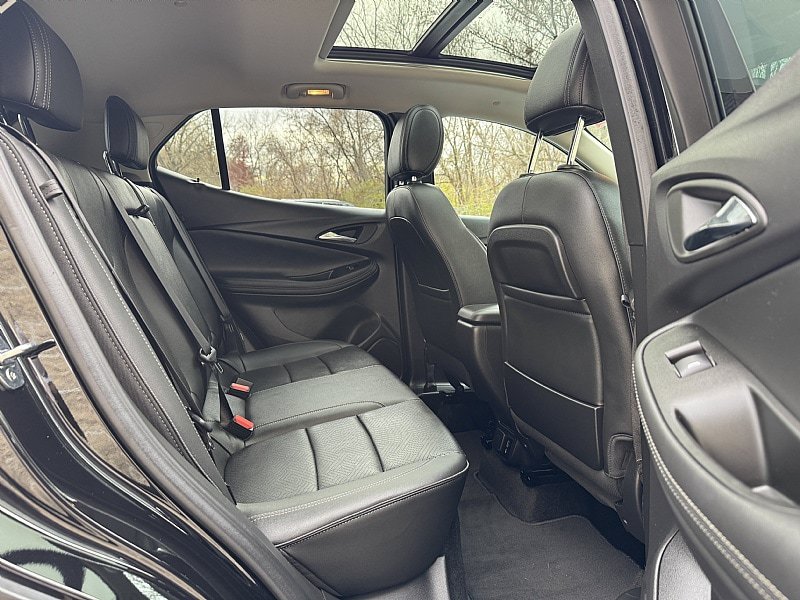 Used 2023 Buick Encore GX Essence w/ Experience Buick Package FWD image 17