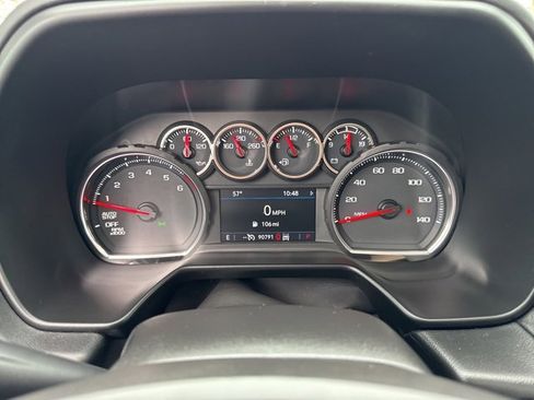 Used 2021 Chevrolet Tahoe Z71 w/ Z71 Signature Package image 23