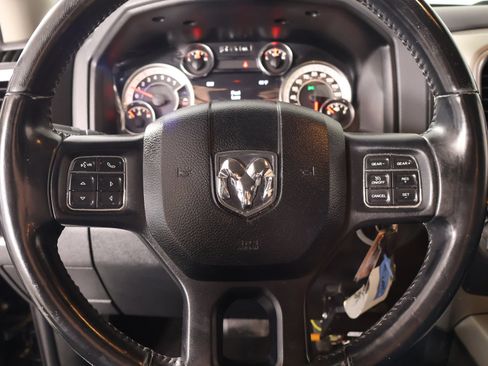 Used 2018 RAM 1500 Lone Star RWD image 3