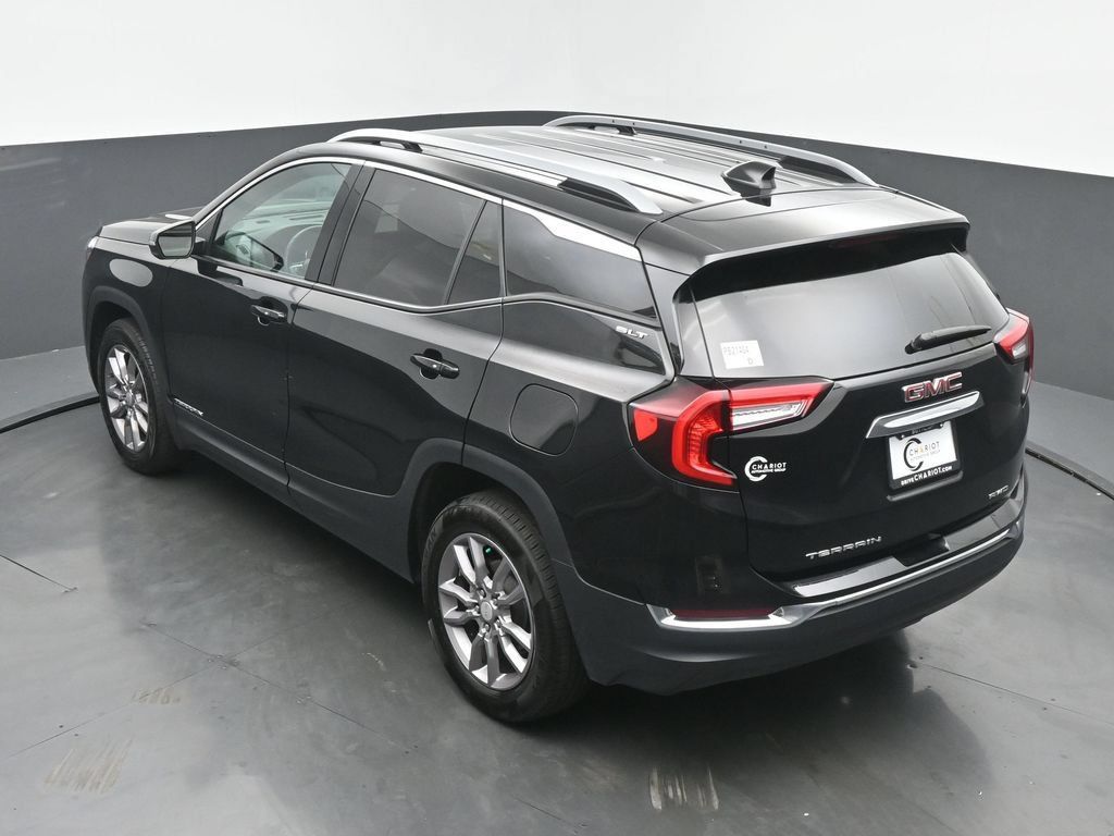 Used 2024 GMC Terrain SLT AWD/4WD image 44