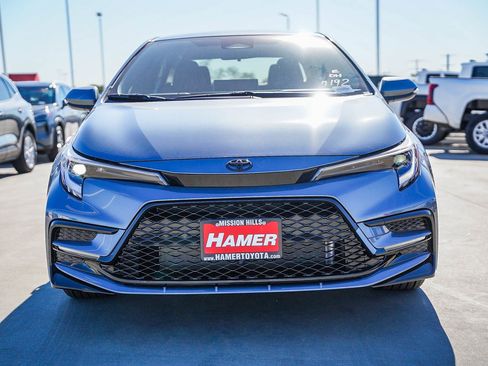 New 2026 Toyota Corolla SE image 2