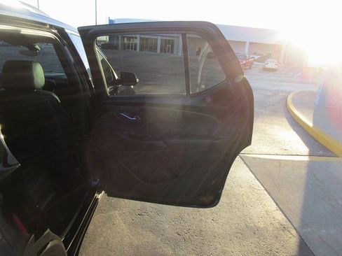 Certified 2023 Chevrolet Traverse High Country w/ LPO, Floor Liner Package image 20