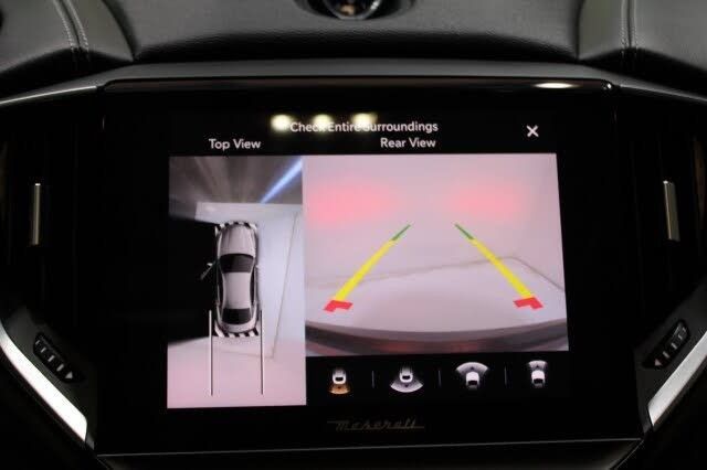 Used 2021 Maserati Ghibli S Q4 AWD/4WD image 23