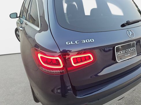 Certified 2022 Mercedes-Benz GLC 300 4MATIC image 33