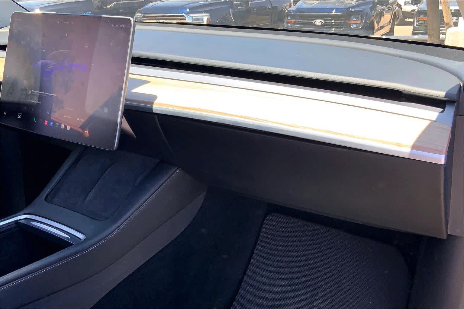 Used 2023 Tesla Model Y Long Range AWD/4WD image 35