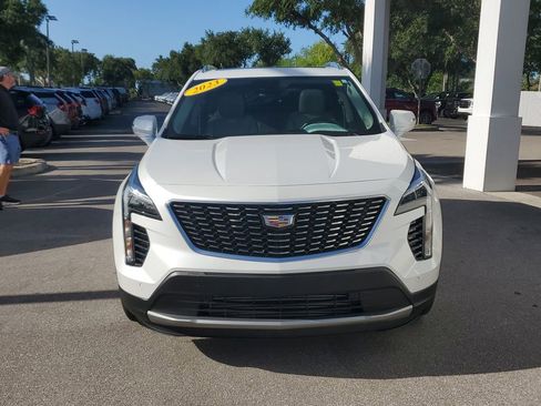 Used 2023 Cadillac XT4 Premium Luxury image 9