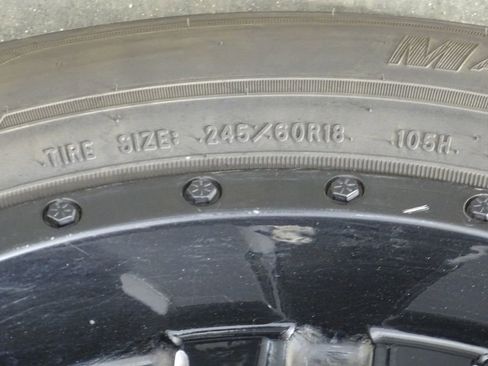 Used 2019 Toyota Tacoma SR5 image 36