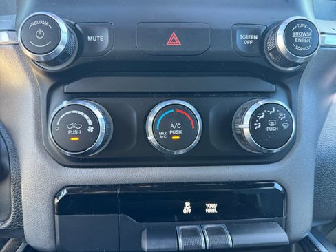Used 2021 RAM 1500 Lone Star RWD image 17