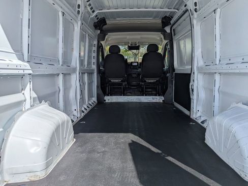 Used 2025 RAM ProMaster 2500 w/ Convenience Group image 26