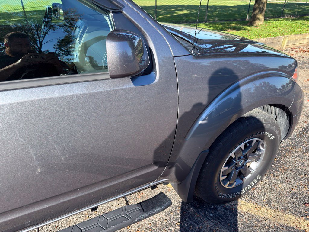 Used 2018 Nissan Frontier PRO-4X AWD/4WD image 9
