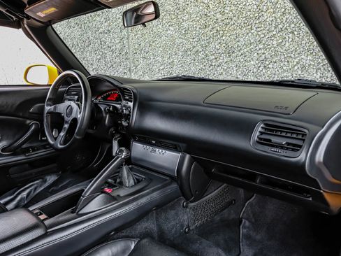 Used 2008 Honda S2000 image 26