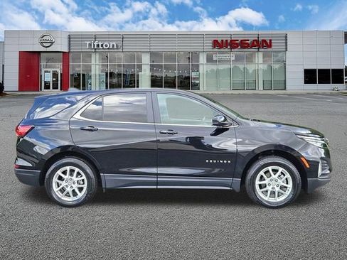 Used 2024 Chevrolet Equinox LT AWD/4WD image 3