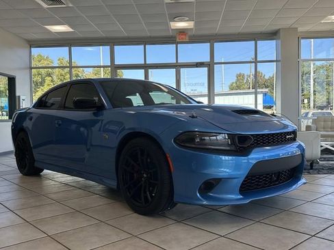 Used 2023 Dodge Charger Scat Pack w/ Plus Group image 9