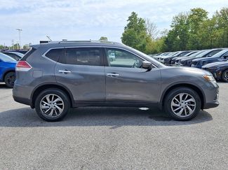 Used 2014 Nissan Rogue SL w/ SL Premium Package AWD/4WD video 4