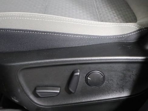 Used 2022 Ford Escape SE w/ Convenience Package FWD image 16