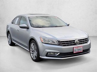 Used 2018 Volkswagen Passat 2.0T SEL Premium video 3