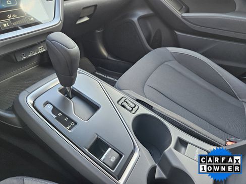 Certified 2025 Subaru Crosstrek 2.0i Premium image 31