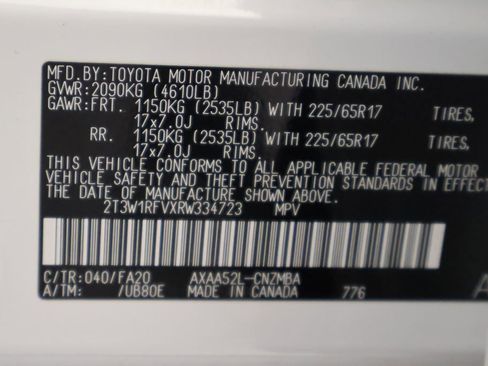 Used 2024 Toyota RAV4 XLE FWD image 17