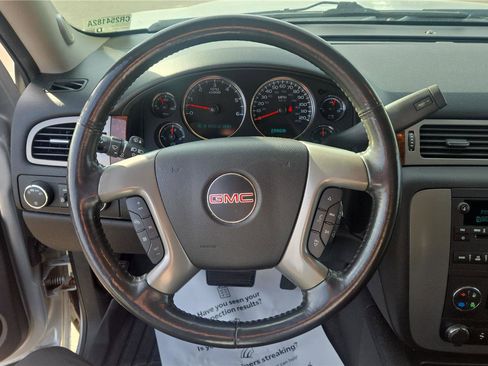 Used 2012 GMC Yukon SLT w/ Regional Value Package image 7