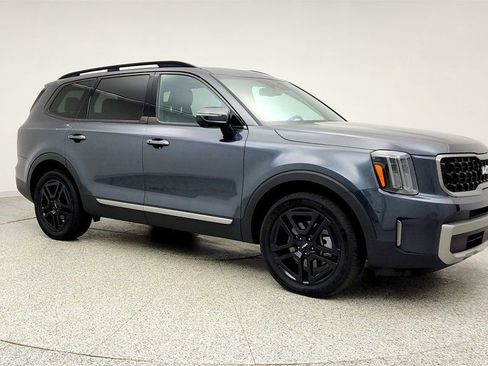 Used 2023 Kia Telluride EX X-Line image 3