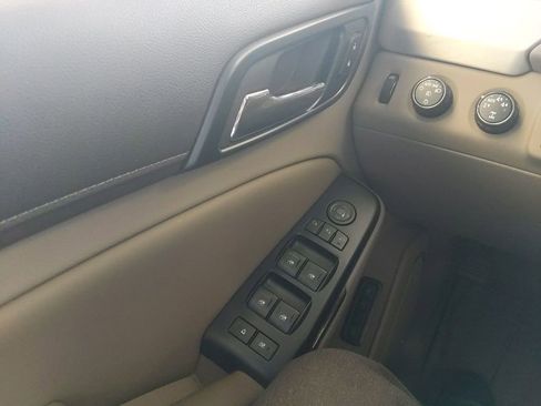 Used 2015 GMC Yukon SLT w/ Open Road Package AWD/4WD image 32