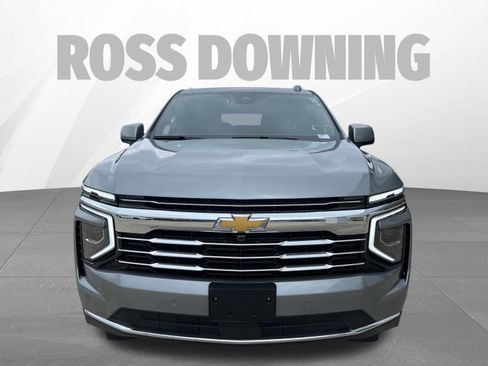 Used 2025 Chevrolet Tahoe LT AWD/4WD image 2