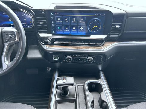 Certified 2023 Chevrolet Silverado 1500 RST w/ Z71 Off-Road Package AWD/4WD image 12
