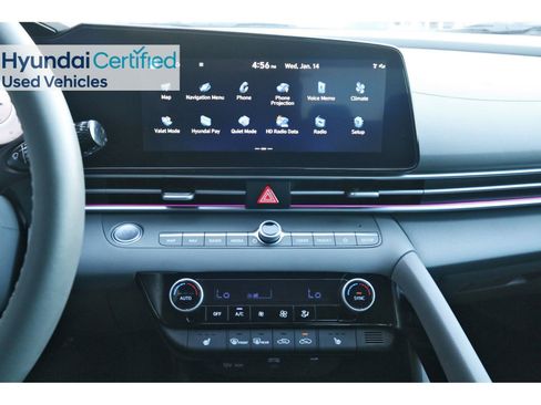 Certified 2025 Hyundai Elantra SEL image 25