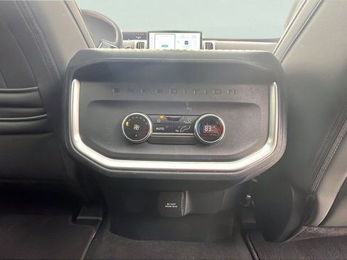 Used 2025 Ford Expedition Max Active image 23