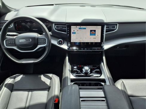 New 2026 Jeep Grand Wagoneer Limited AWD/4WD image 8