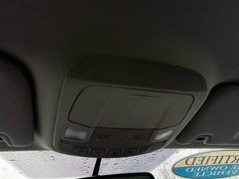 Used 2018 Ford Fusion SE w/ Fusion SE Technology Package image 20