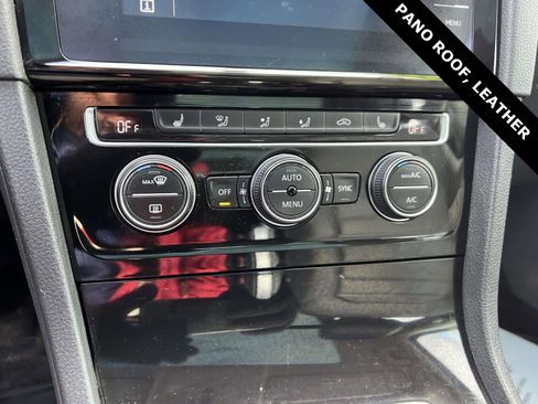 Used 2018 Volkswagen Golf SEL image 26