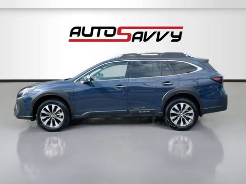 Used 2025 Subaru Outback Touring XT AWD/4WD image 4