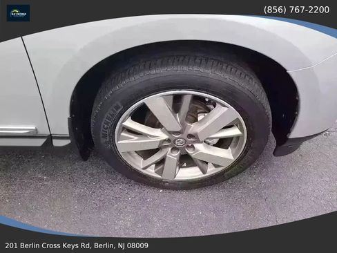 Used 2014 Nissan Pathfinder Platinum w/ Cargo Package image 13