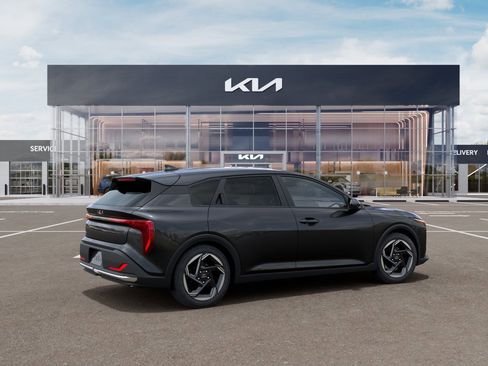 New 2026 Kia K4 EX FWD image 6