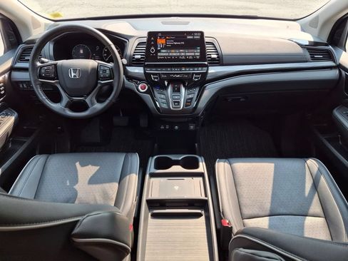 Used 2025 Honda Odyssey Elite image 23
