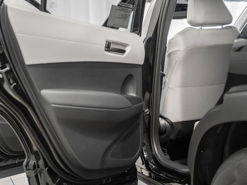 New 2026 Toyota Corolla Cross LE image 31