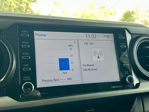 Used 2023 Toyota Tacoma SR5 w/ SR5 Appearance Package image 21